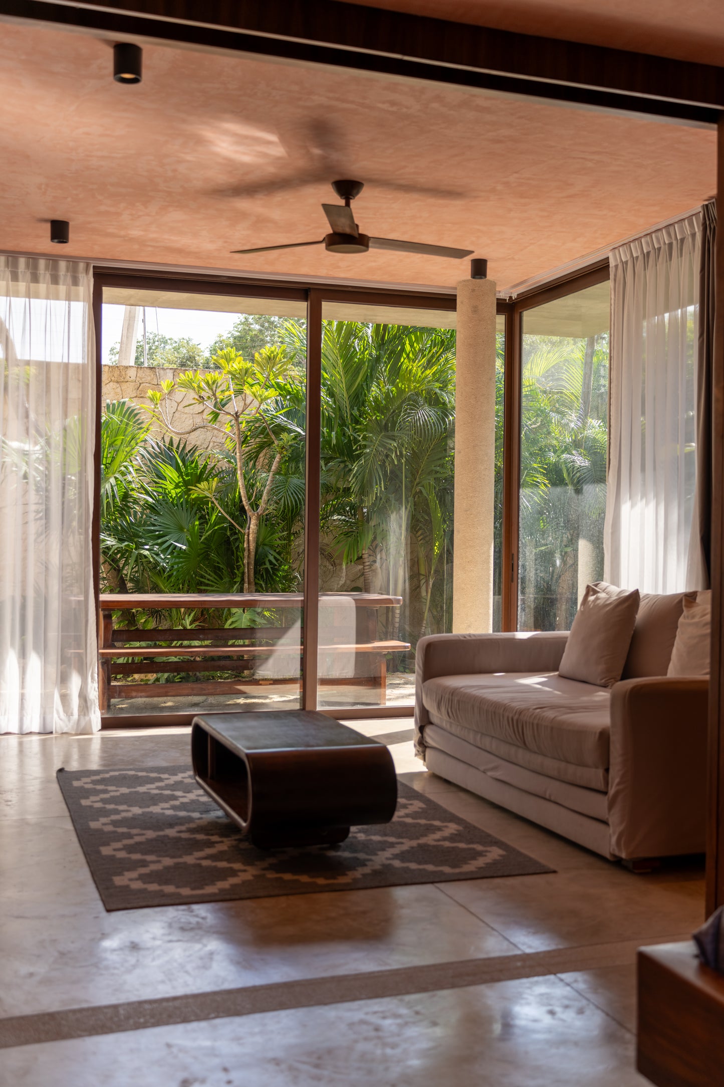 Luxury villa with 2private pool-Close to the beach